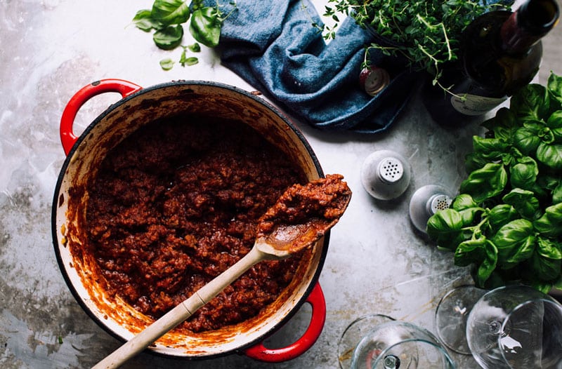 spaghetti-bolognese-wine-pairing-featured
